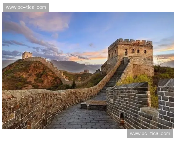 日落柏市，红旋风横扫亚洲：广州恒大与柏太阳神的巅峰恩怨录